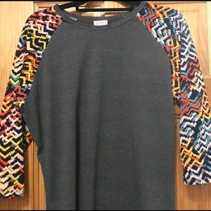 Lularoe large randy tee